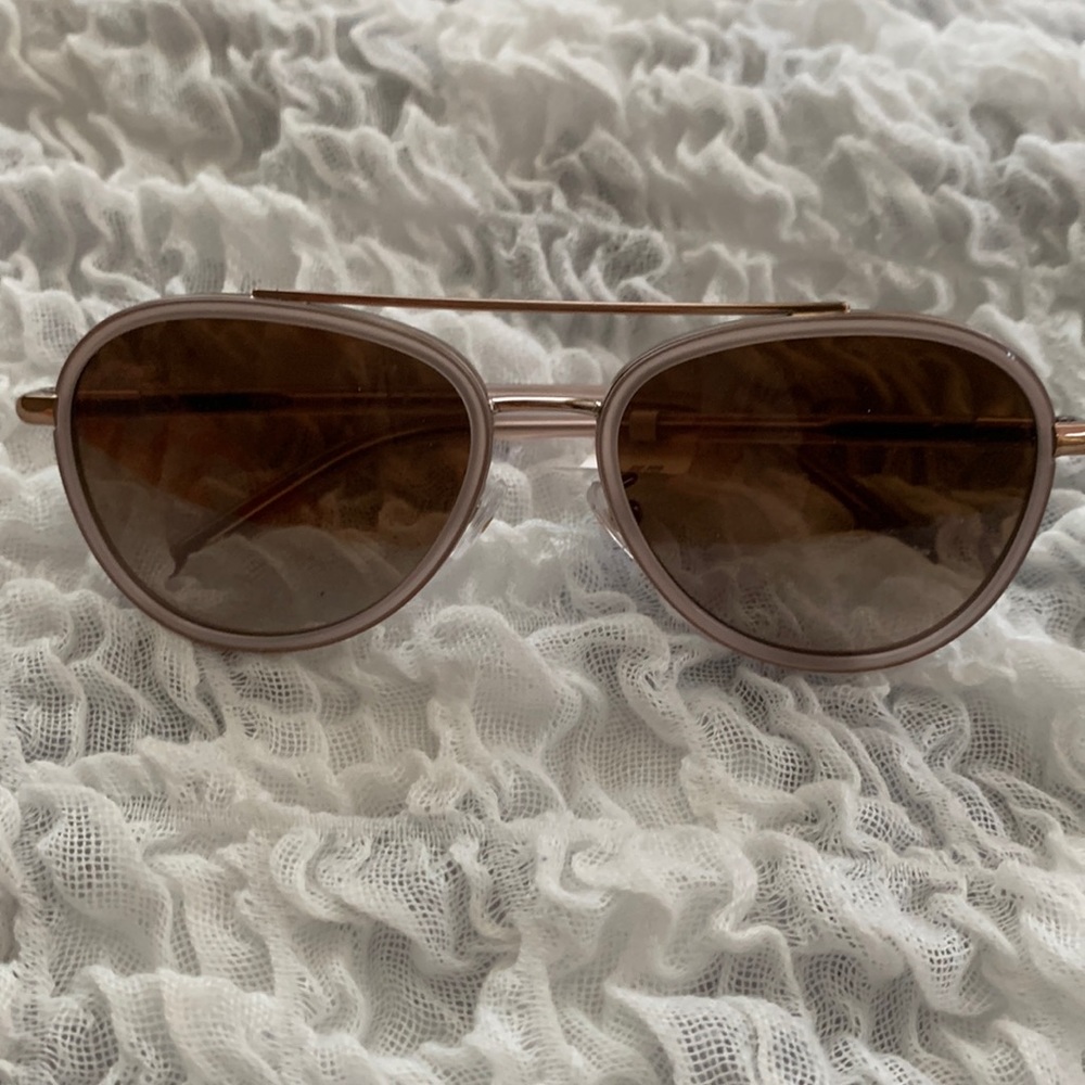 Tory Burch sunglasses Brand New super nice